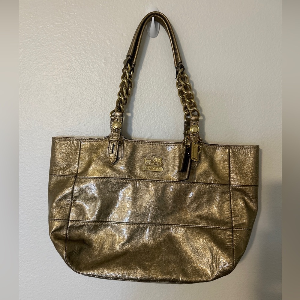 COACH MADISON TRIBECA Metallic Gold Patent LEATHER BAG Chain Purse Shoulder Tote